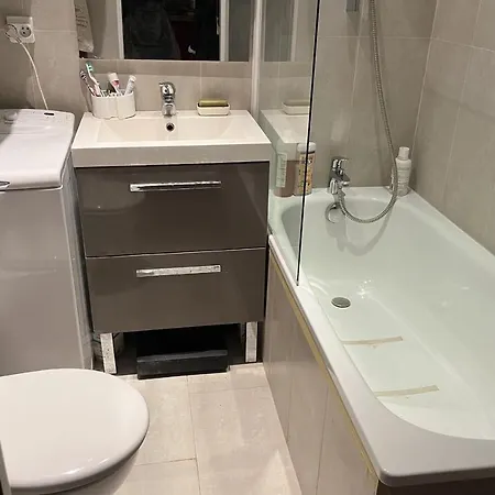 Apartment Charming In The Heart Of *